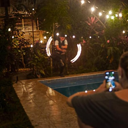 Bambu Hostel David Luaran gambar
