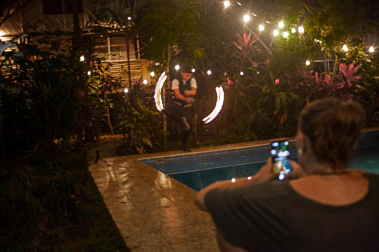 Bambu Hostel David Luaran gambar